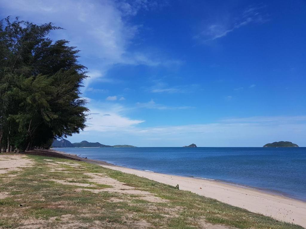 Pearl By The Sea Resort Prachuap Khiri Khan Exterior foto